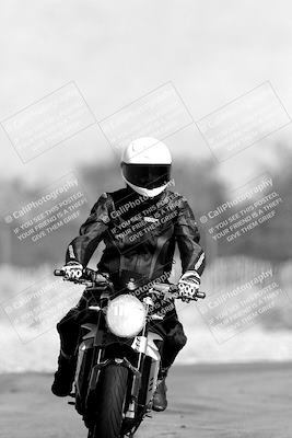 media/Nov-06-2023-Moto Forza (Mon) [[ce023d0744]]/4-Beginner Group/Session 3 (Track Exit)/